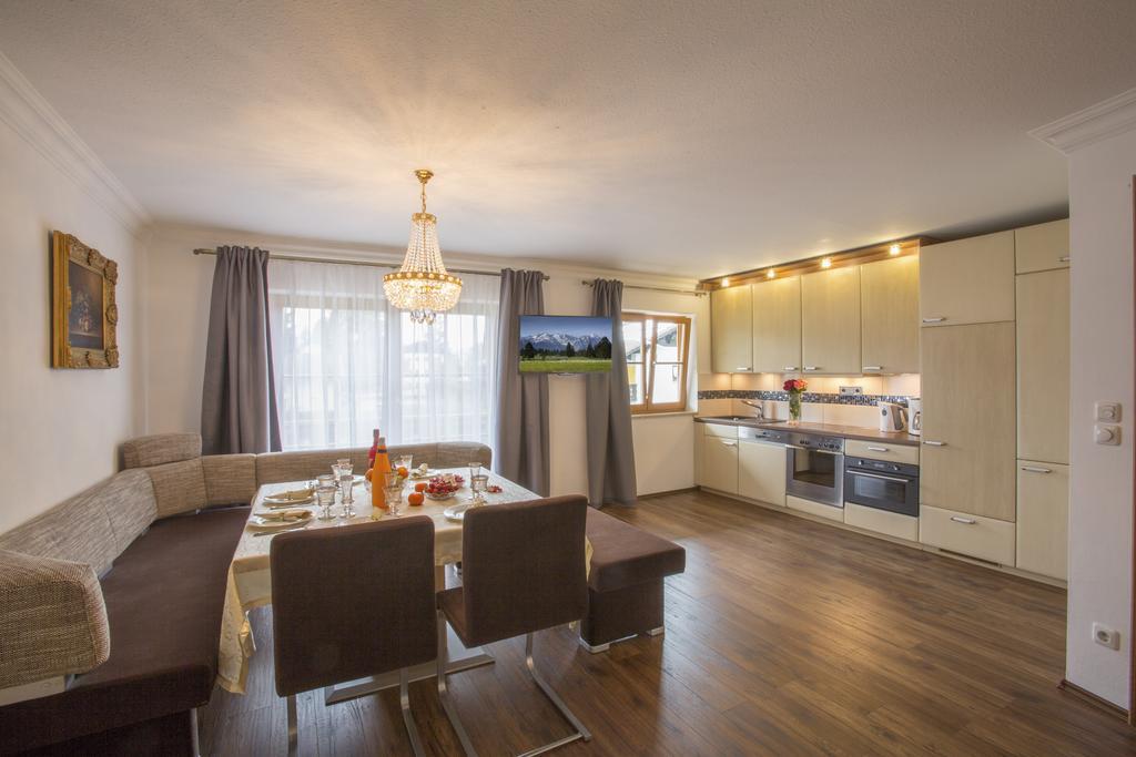 Golden Gapa Central Apartment 4 Garmisch-Partenkirchen Pokoj fotografie